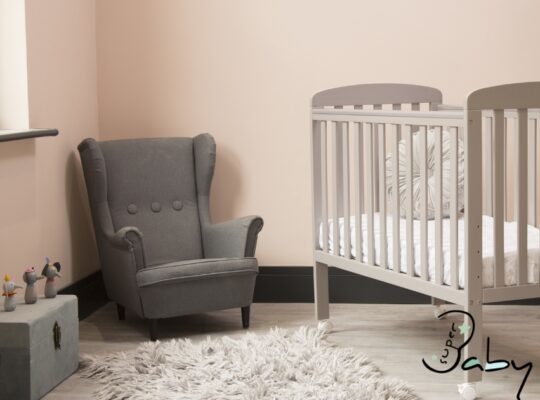 Safe and Sound: Finding Quality Car Seats and Cribs on Super Baby Deals